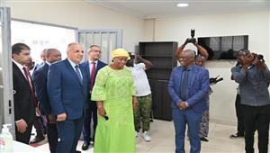 وزير الري ونائبة رئيس وزراء الكونغو يتفقدان مركز التنبؤ بالأمطار بكينشاسا