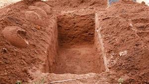 "موت مزيف".. فتاة تسرق 2 مليون دولار بطريقة "أغرب من الخيال"