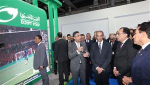 رئيس الوزراء يتفقد جناح البريد المصري بمعرض "سبورتس إكسبو"