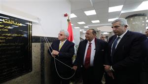 بالصور- وزير التعليم العالي ورئيس جامعة الأقصر يفتتحان المبنى الجديد لكلية الطب 