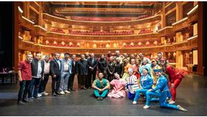 وزيرة الثقافة تشهد عرضي "زوربا" و"الليلة الكبيرة" في الأوبرا السلطانية العُمانية