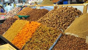 قبل رمضان بأيام.. تعرف على أسعار الياميش 2023