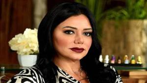 رانيا يوسف تكشف موقف بنتيها من طليقها ووالدهما