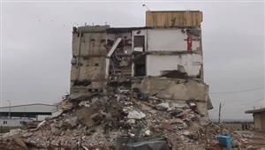 فرار وحريق واشتباكات.. حكايات مأساوية تلت زلزال تركيا وسوريا