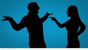 "بوكس وإشارة مخلة".. عقاب رادع من المحكمة لامرأة ضربت رجلا بالشارع