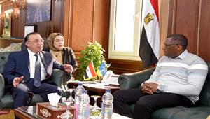 صور.. محافظ الإسكندرية يبحث سبل التعاون مع سفير سيراليون بالقاهرة
