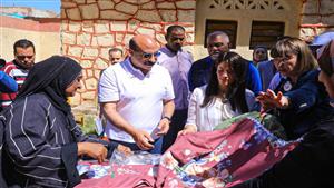 2600 طفل يستفيدون من التغذية المدرسية في المدارس المجتمعية بأسوان