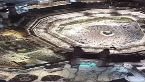 الأكبر في العالم.. كيف تبدو الكعبة من فوق برج الساعة بمكة المكرمة؟ (صور)