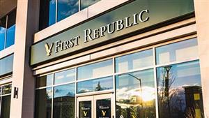 بعد سيليكون فالي.. "First Republic" يقود انهيارات أسهم البنوك ببورصة أمريكا