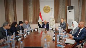 مدارس المتفوقين تدعم الابتكار والإبداع.. تفاصيل لقاء وزير التعليم وفدَ الوكالة الأمريكية للتنمية الدولية