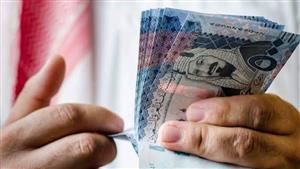 اقتراب الحج.. استعدادات البنوك والصرافات لتدبير الريال السعودي 