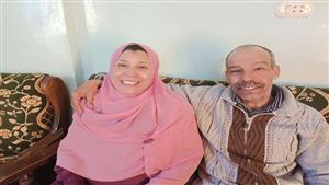 "عزيزة" أخفت مرضها بالسرطان 20 عامًا وربت 4 أطباء.. قصة الأم المثالية في الوادي الجديد - فيديو وصور