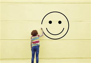 في يومها العالمي- أطعمة ومشروبات تجنبها للشعور بالسعادة