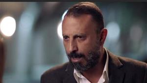 وفاة والد الفنان محمود عزت