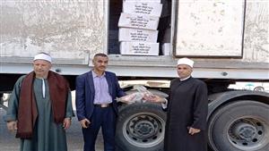 بالصور- توزيع 2 طن لحوم على الأسر الأكثر احتياجا في أسوان