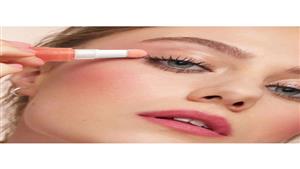 اللون الخوخي يهيمن على مكياج الربيع