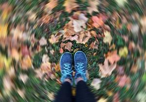 حسام موافي يحذر من الدوخة عند المشي: علامة على هذا المرض