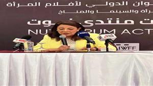 درية شرف الدين: برنامج "نادي السينما" استعبدني