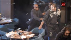 رامز جلال يشبه محمود حافظ بفلاح كفر الهنادوة: جاي يفتتح وحدة تسمين عجول