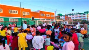 ضحك ولعب وبكار.. أجواء احتفالية وإقبال أهالي أسوان على مراكز الشباب - صور