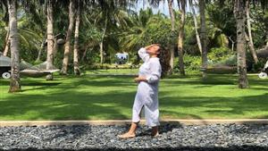 من جديد.. نادين نجيم تنشر صورة بصحبة خطيبها في المالديف