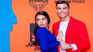 "شعرت بالحرج من النظر إليه".. جورجينا تكشف كواليس أول لقاء مع كريستيانو رونالدو