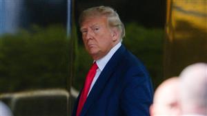 ترامب: هناك غزو على حدود أمريكا ونحن على وشك خسارة الدولار