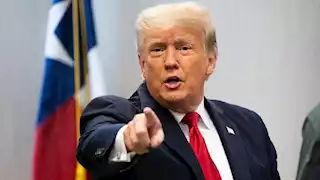 "لايكن رايلي".. ترامب يوقّع قانونًا يسمح بترحيل مهاجرين قبل إدانتهم رسميًا