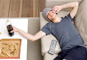 تمارسها يوميًا.. 6 عادات تدمر صحتك بعد 30 عامًا