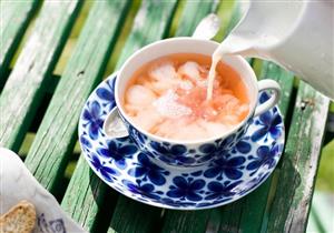 6 فئات ممنوعة من الإفراط في تناول الشاي باللبن.. هذا ما يحدث لهم 