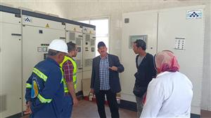 6 توجيهات لـ "رئيس صرف الإسكندرية" خلال تفقده محطة خورشيد- صور