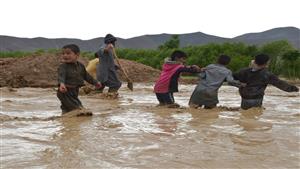 مصرع 6 أشخاص على الأقل جراء فيضانات مفاجئة بوسط أفغانستان