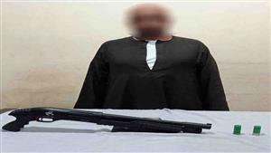 بينهم 8 بنادق.. ضبط 13 قطعة سلاح بحوزة 12 متهمًا خلال حملة في أسوان (صور)