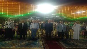 أمسية الأسرة المصرية.. محافظ جنوب سيناء يشهد حفل ختام حملة طرق الأبواب - صور