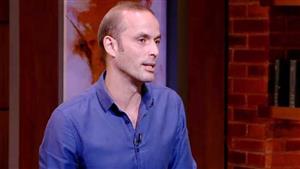 "أبوه ياما باس".. رأي حسن يوسف في ترحيب نجله بقبلات الأفلام