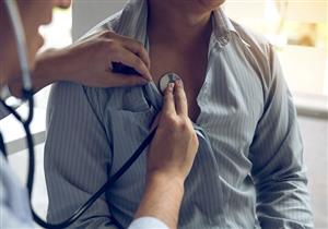 بينها شعر الساقين.. 9 علامات غريبة تستلزم فحص القلب