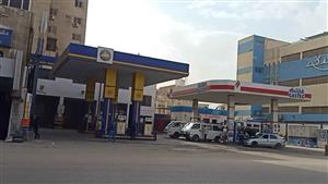 بعد رفع سعر السولار.. محافظ السويس يعتمد التعريفة الجديدة لسيارات الأجرة - صور