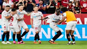 أشبيلية يستعيد الانتصارات بفوز مثير على إسبانيول بالدوري الإسباني