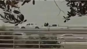 أمام أعين المارة.. لحظة اختطاف فتاة في ليبيا (فيديو)