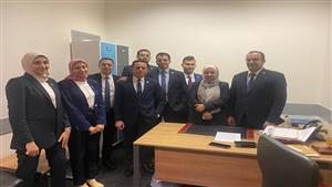 ضبط سيف و100 مطواة ومخدرات وهواتف أرضية مع 5 ركاب بمطار القاهرة