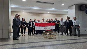 منتخب مصر للاسكواش يعود من الهند بعد الفوز بكأس العالم