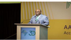 أفريكسيم بنك ضخ 100 مليار دولار خلال 30 عاما لدعم نمو الدول الأفريقية 