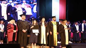 تسليم شهادات تخرج طلاب NIS الدولية في مركز المنارة للمؤتمرات (صور)