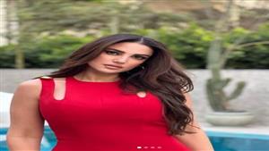 درة بفستان قصير في أحدث ظهور والجمهور: انتي العيد (صور)