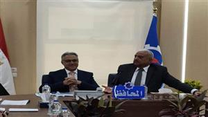 خلال استقباله وفد برلماني.. محافظ السويس يؤكد الالتزام بترشيد الإنفاق 