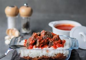 هل يمكن لمرضى السكري تناول الفتة في العيد؟