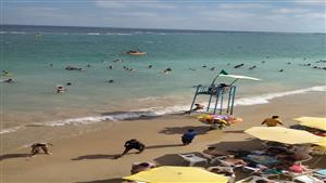 رحلات اليوم الواحد.. إقبال كبير على شواطئ الإسكندرية ثالث أيام العيد - صور