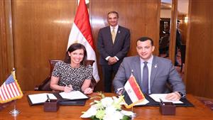 مصر وأمريكا توقعان مذكرة تفاهم لتعزيز التعاون بمجال تنظيم الاتصالات