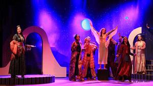 انطلاق أولى ليالي العرض المسرحي "باب عشق" على مسرح الطليعة