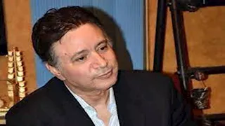 ابنة إيمان البحر درويش تطمئن الجمهور على الحالة الصحية لوالدها